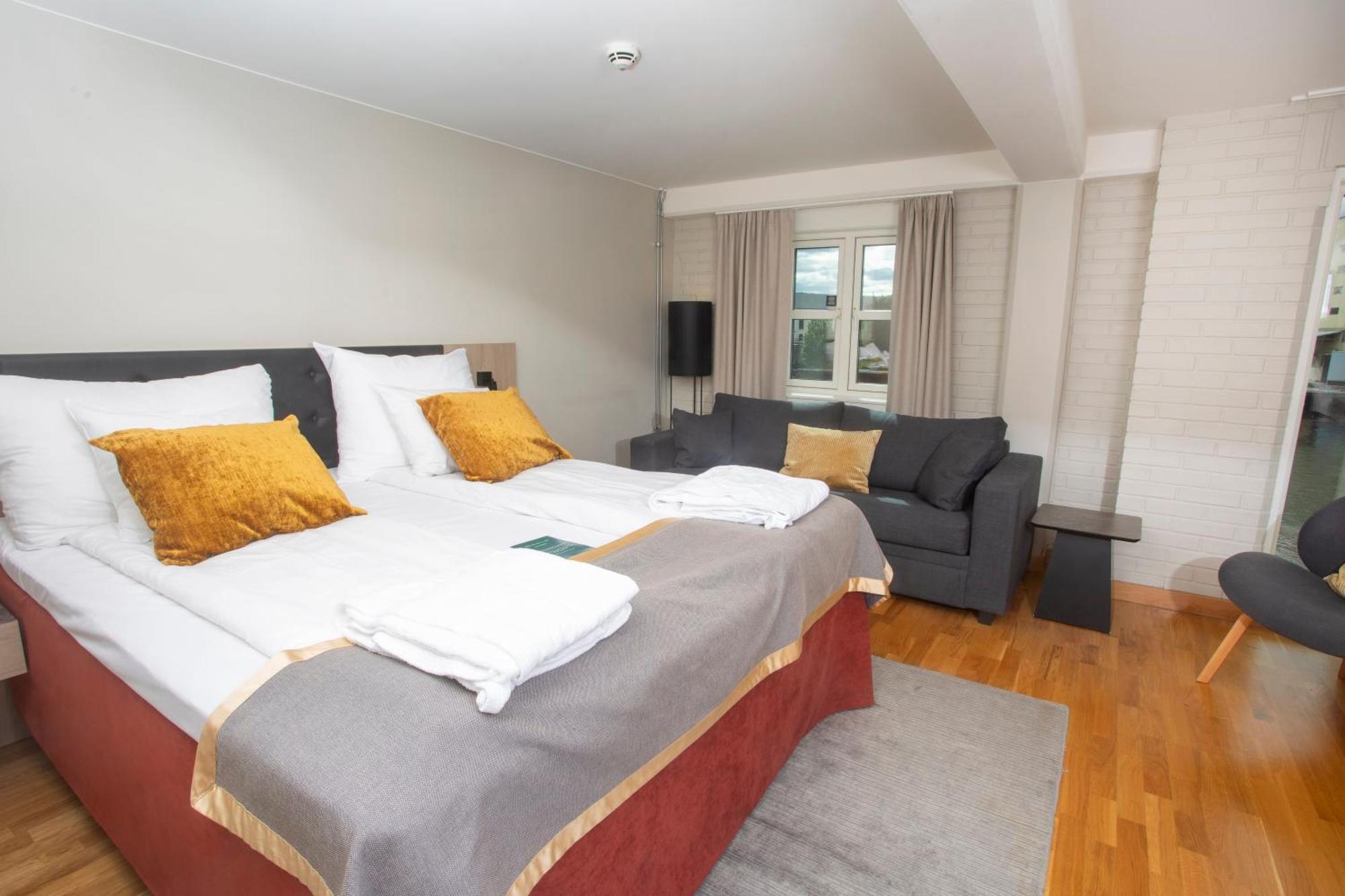 Home Hotel Bryggeparken Шиен Экстерьер фото